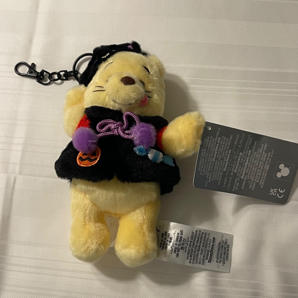 2026 Disney Parks Halloween Cat Winnie The Pooh Plush Bag Charm Keychain